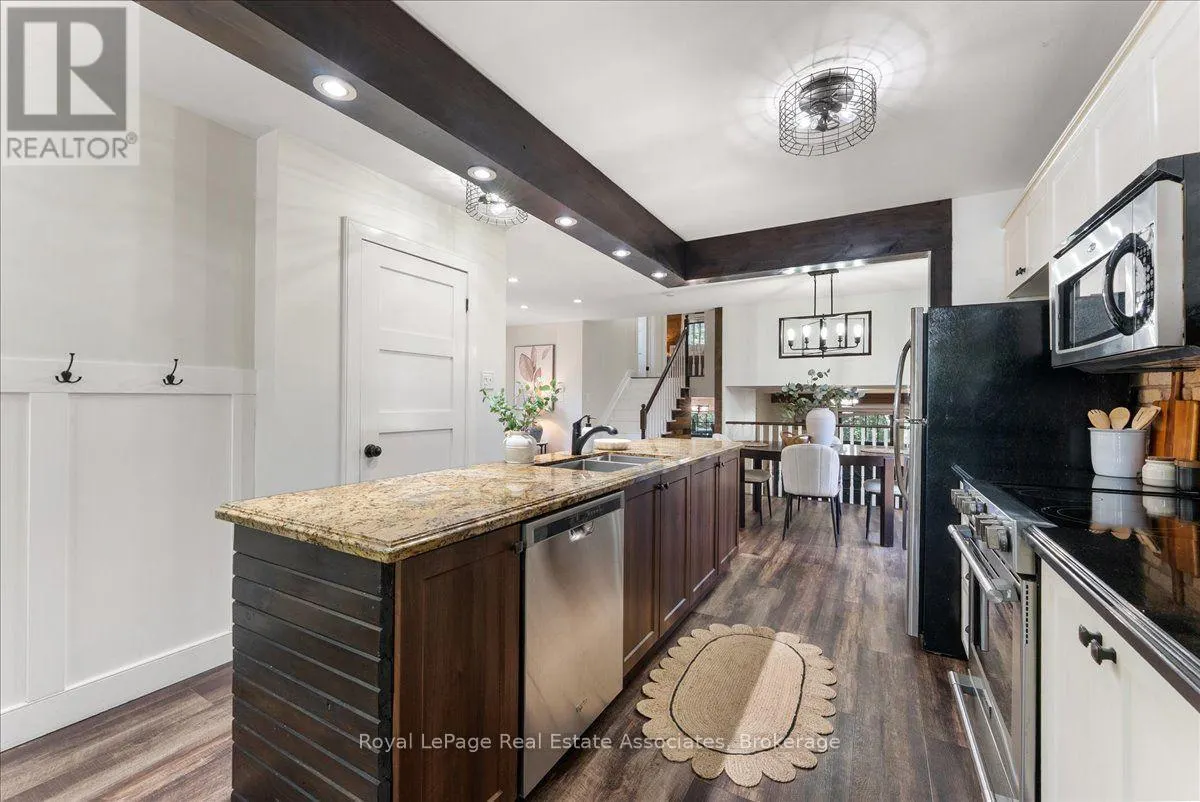 1464 TROWBRIDGE DRIVE