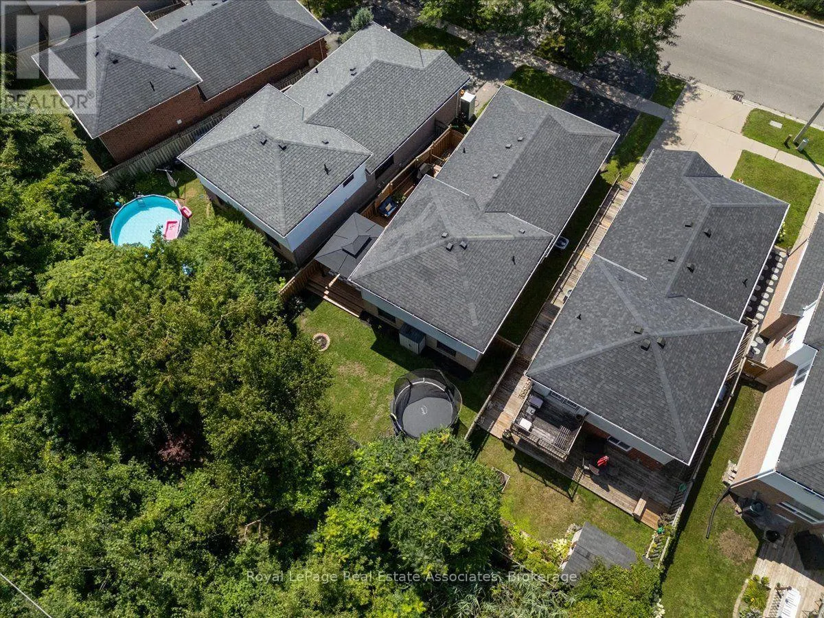 1464 TROWBRIDGE DRIVE