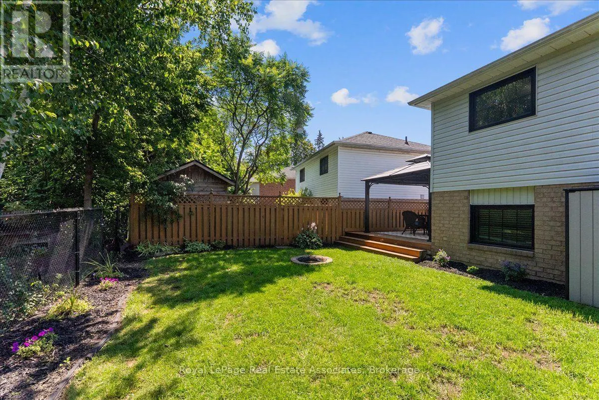 1464 TROWBRIDGE DRIVE