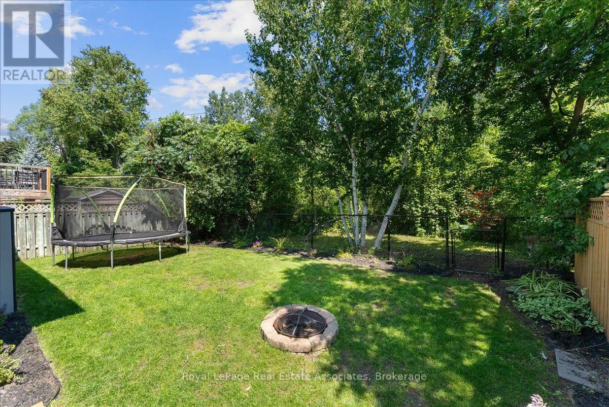 1464 TROWBRIDGE DRIVE