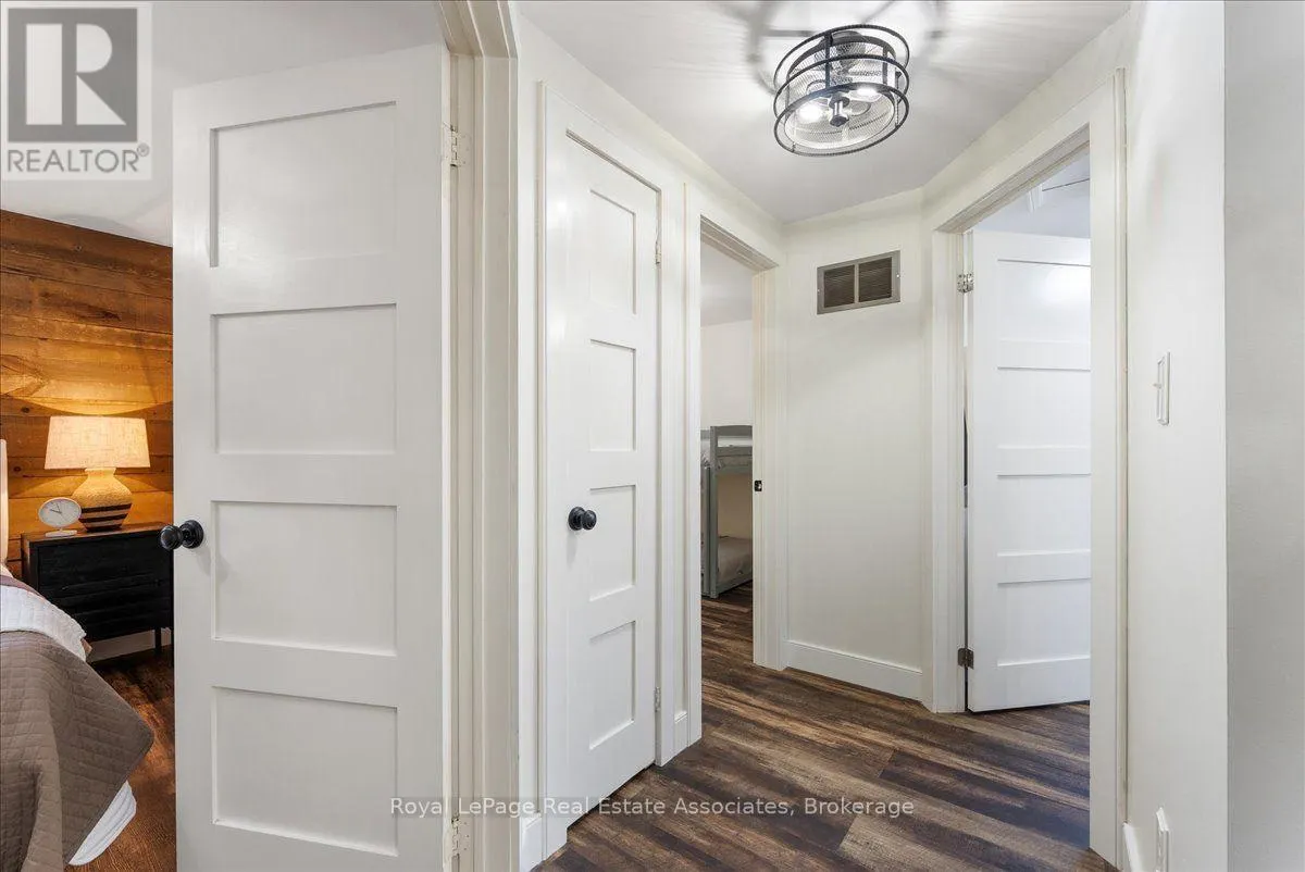 1464 TROWBRIDGE DRIVE