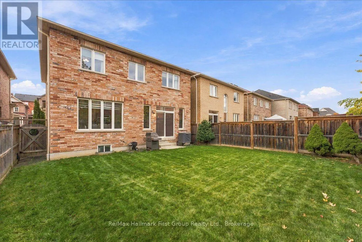 9 TAMPSETT AVENUE