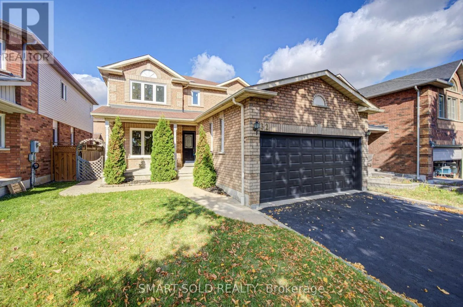 32 BROCKMAN CRESCENT