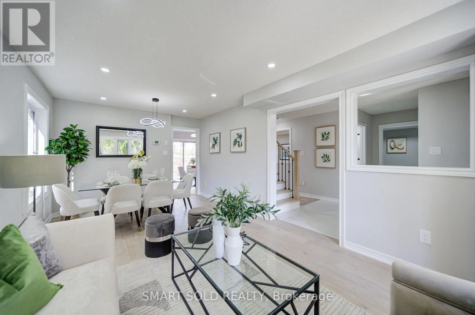 32 BROCKMAN CRESCENT