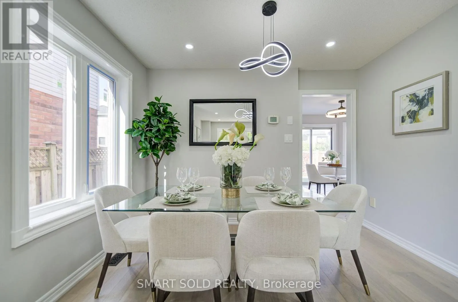 32 BROCKMAN CRESCENT