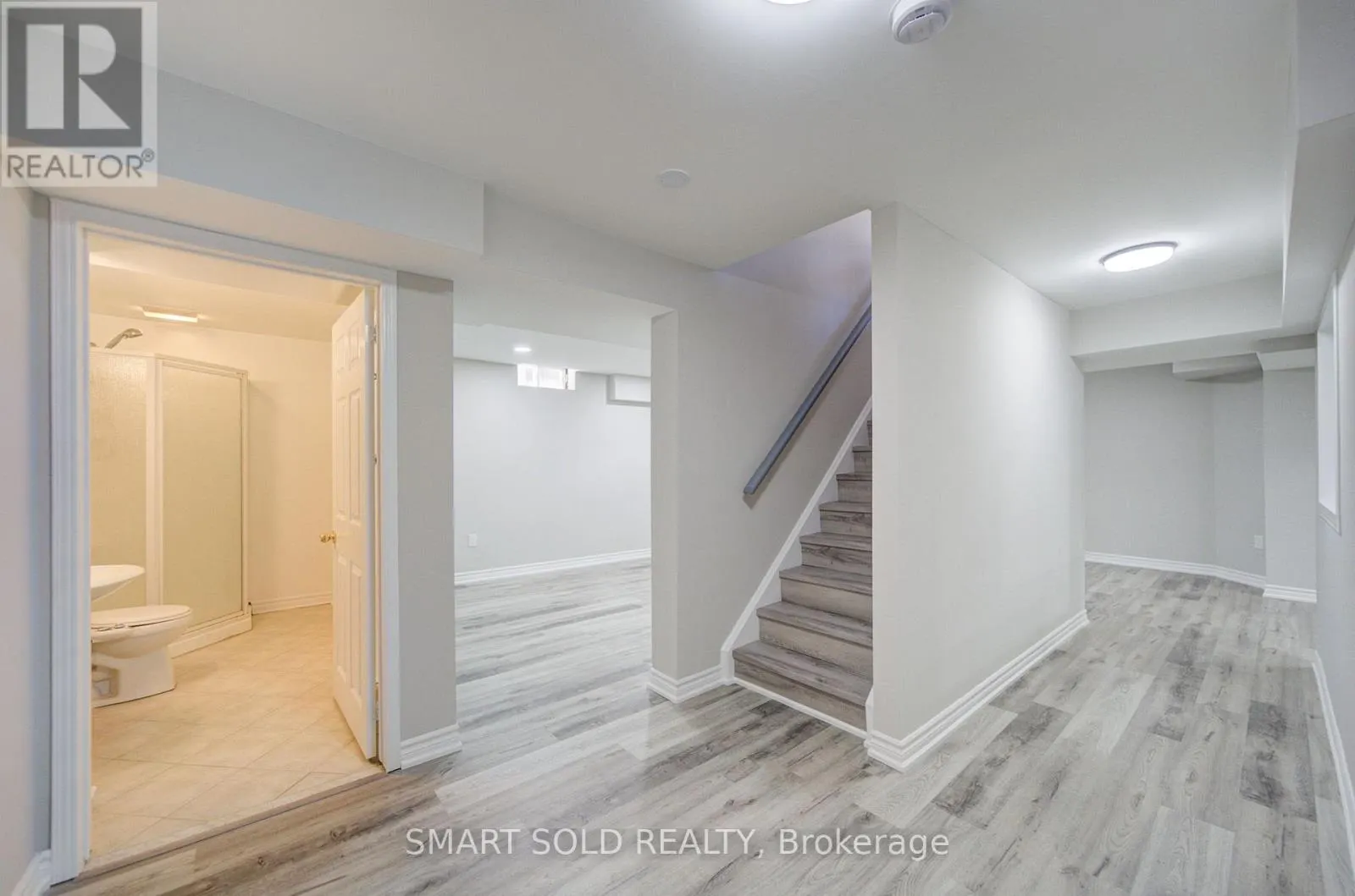 32 BROCKMAN CRESCENT