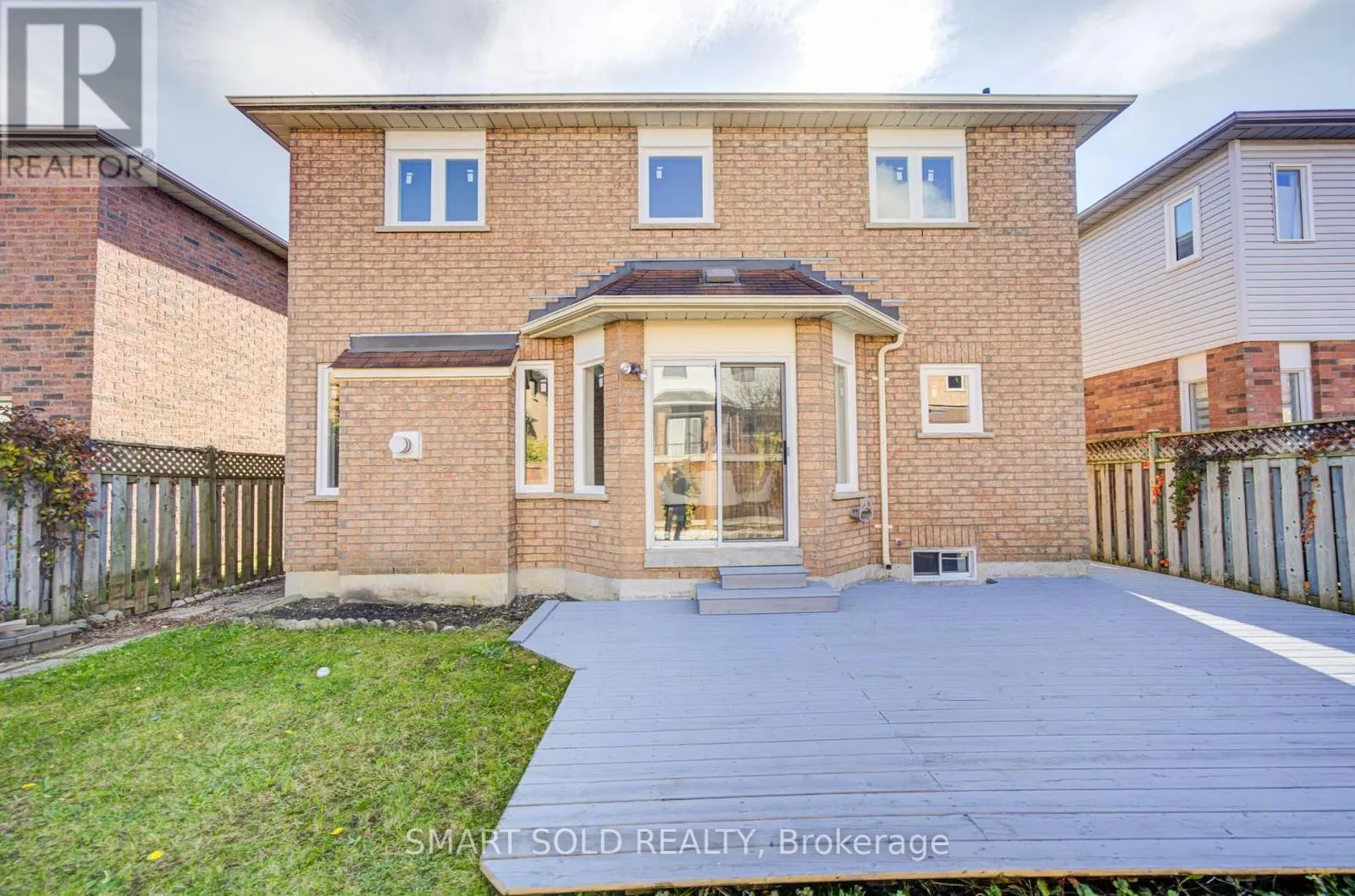 32 BROCKMAN CRESCENT