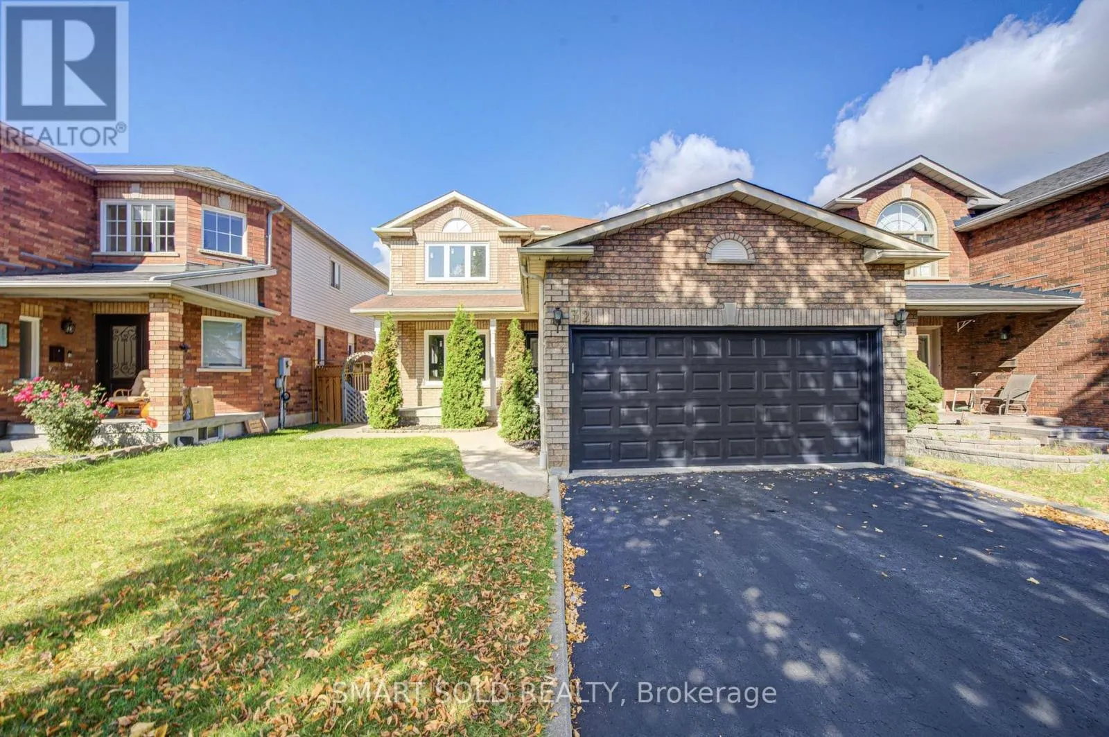 32 BROCKMAN CRESCENT