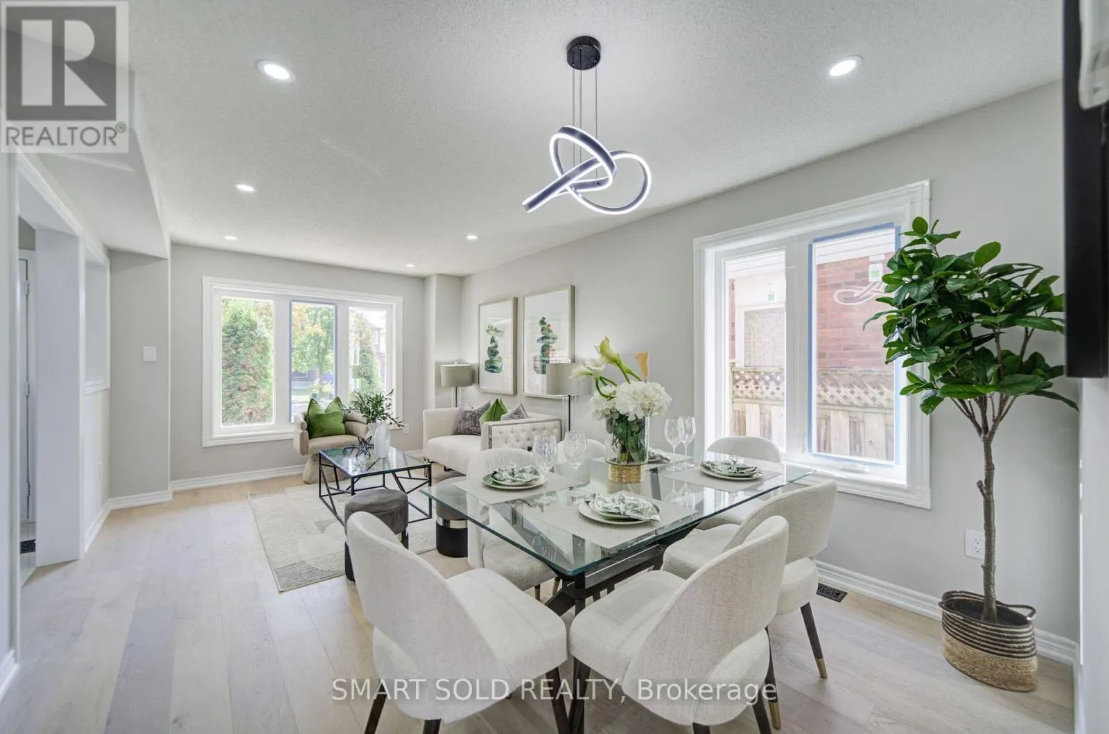 32 BROCKMAN CRESCENT