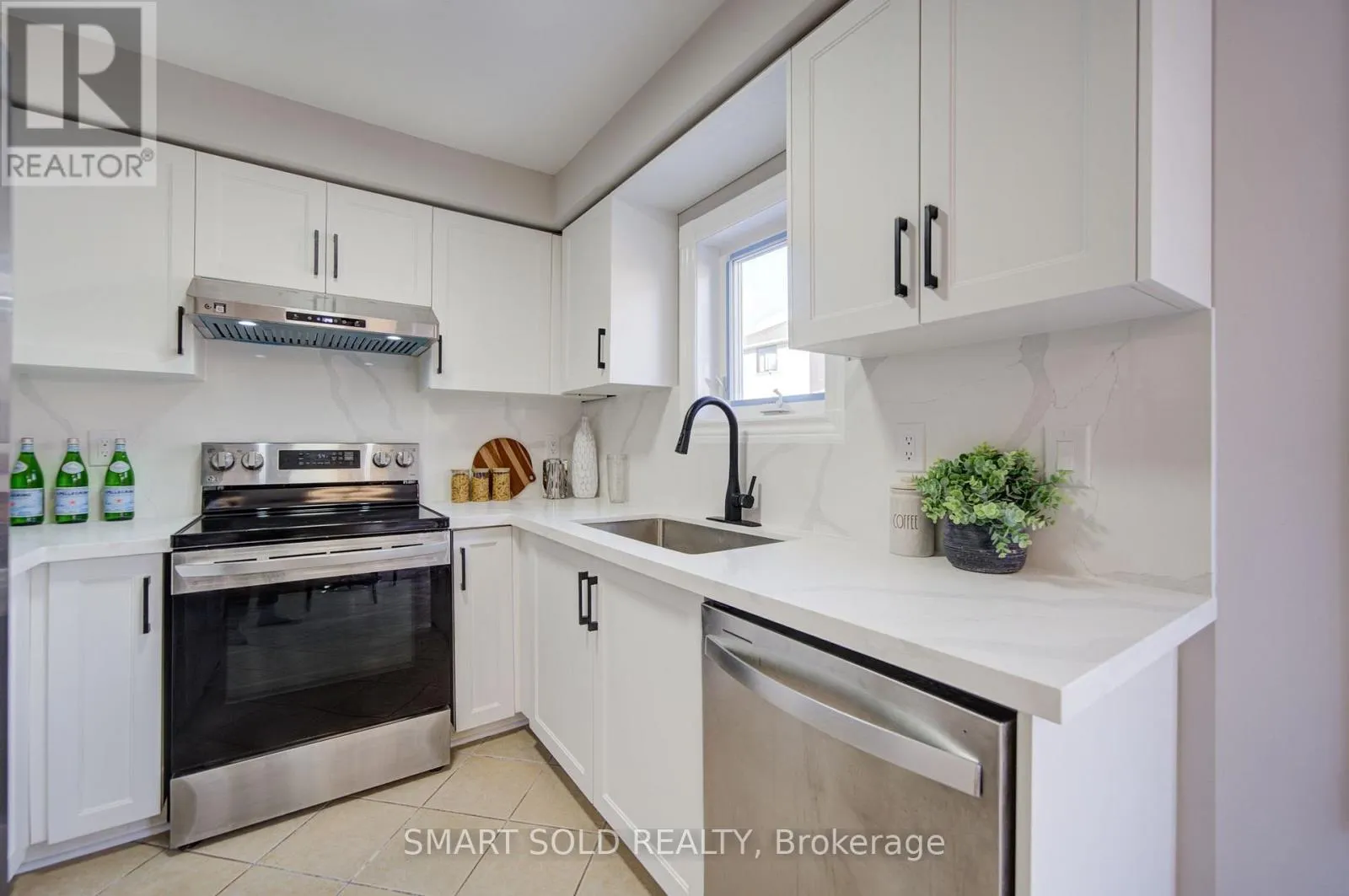 32 BROCKMAN CRESCENT