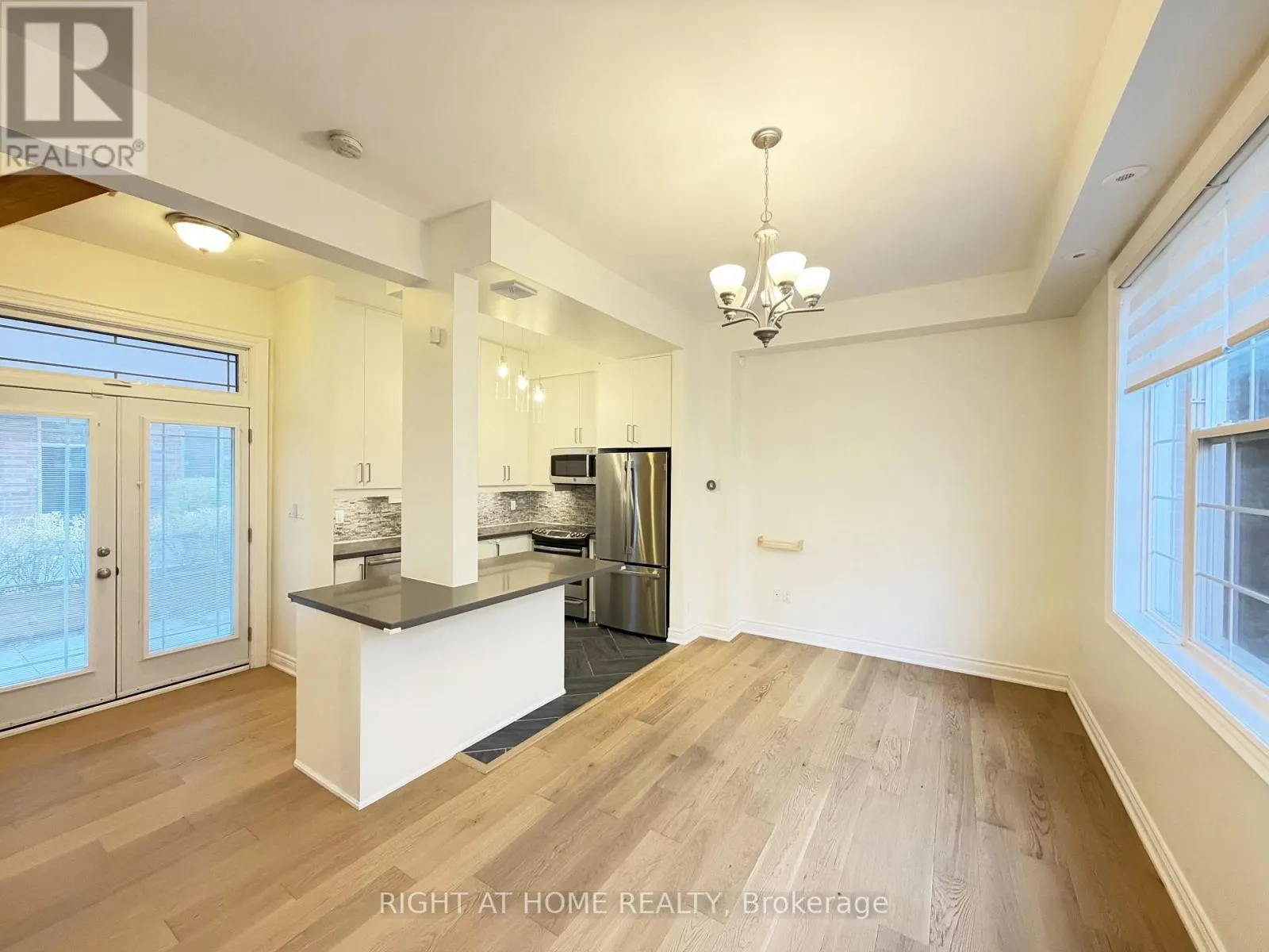1 FAIRHEAD MEWS
