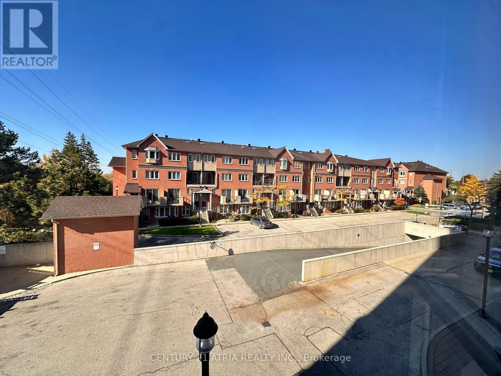 211 - 3088 KENNEDY ROAD
