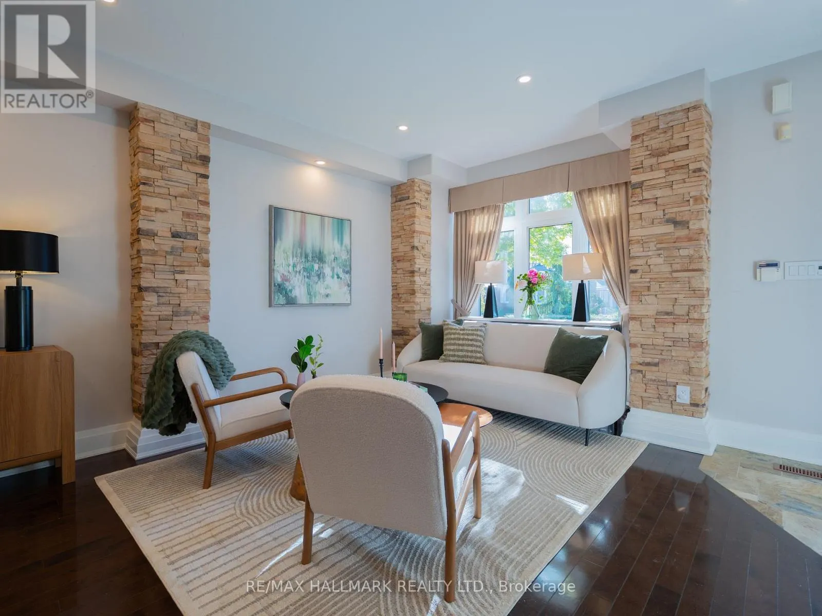 26 JUDITH DRIVE