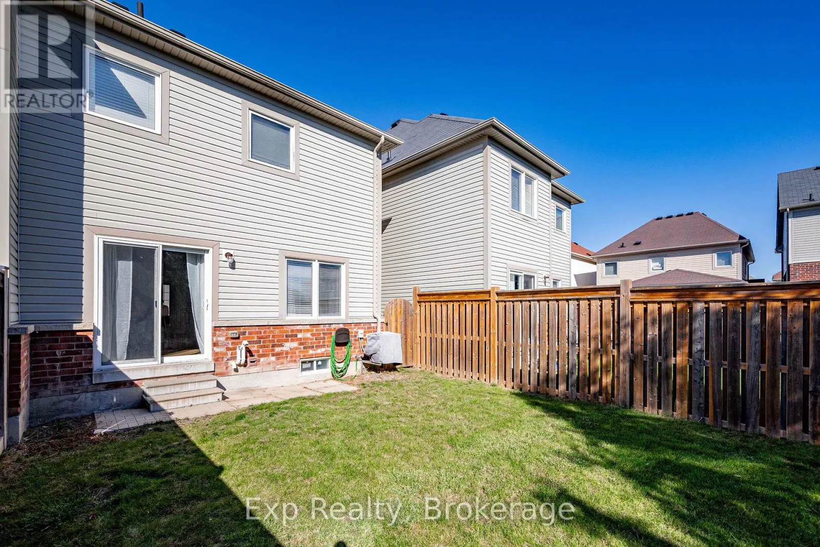 112 RICHARD DAVIES CRESCENT