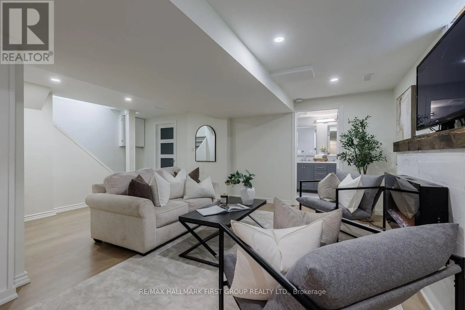 148 SANDRINGHAM DRIVE