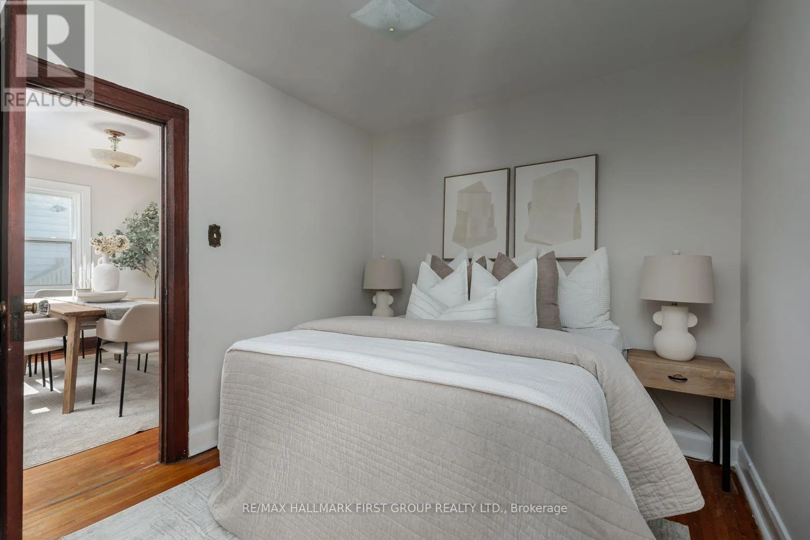 350 OSHAWA BOULEVARD S