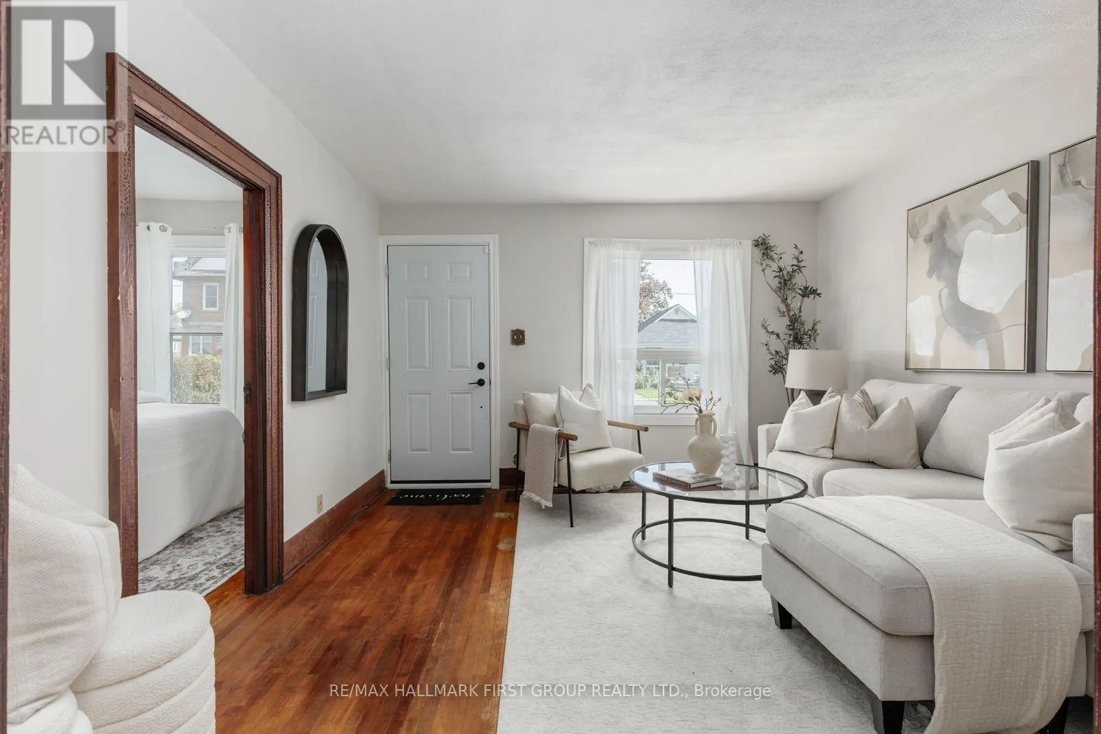350 OSHAWA BOULEVARD S
