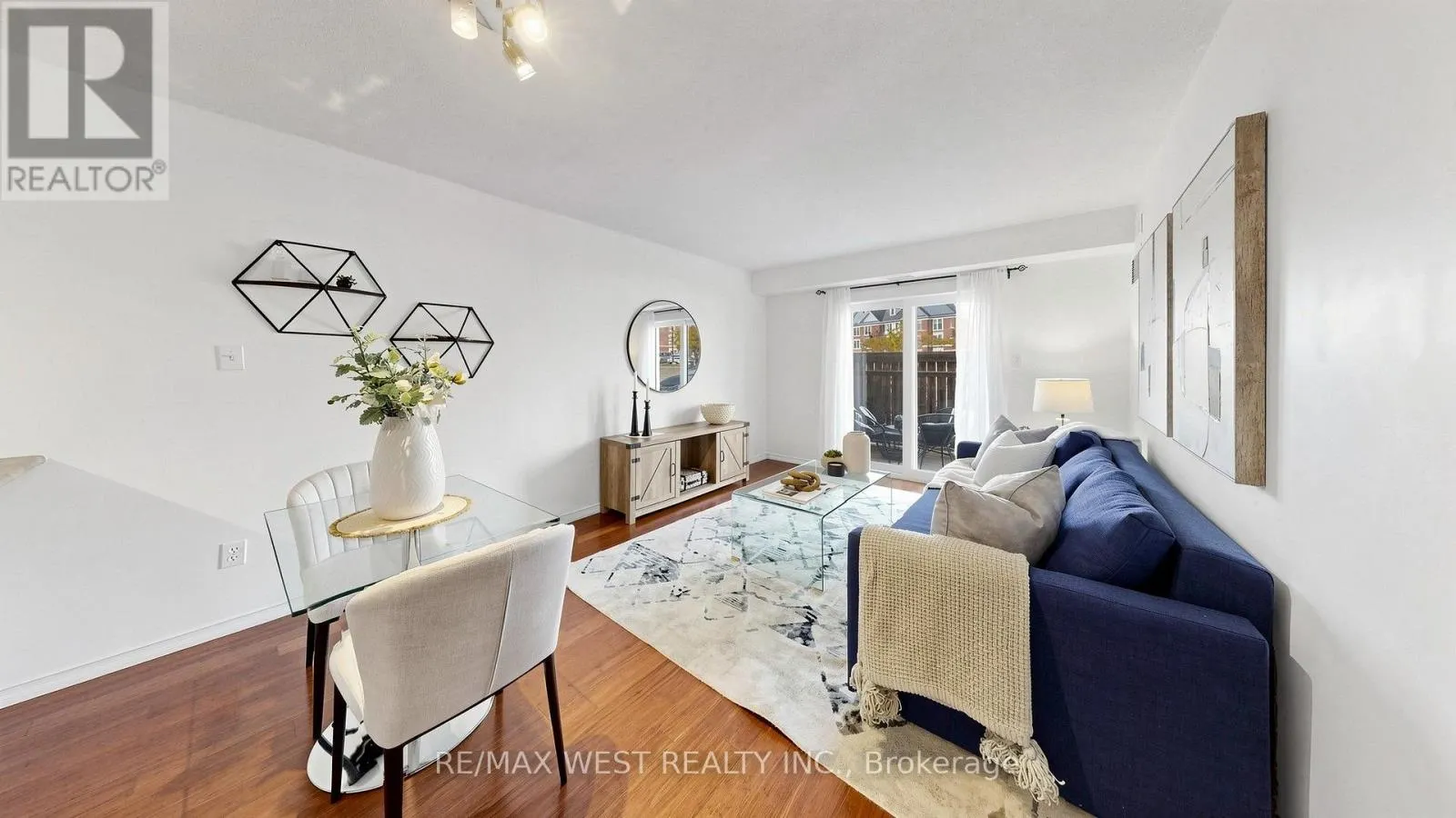 105 - 102 ASPEN SPRINGS DRIVE