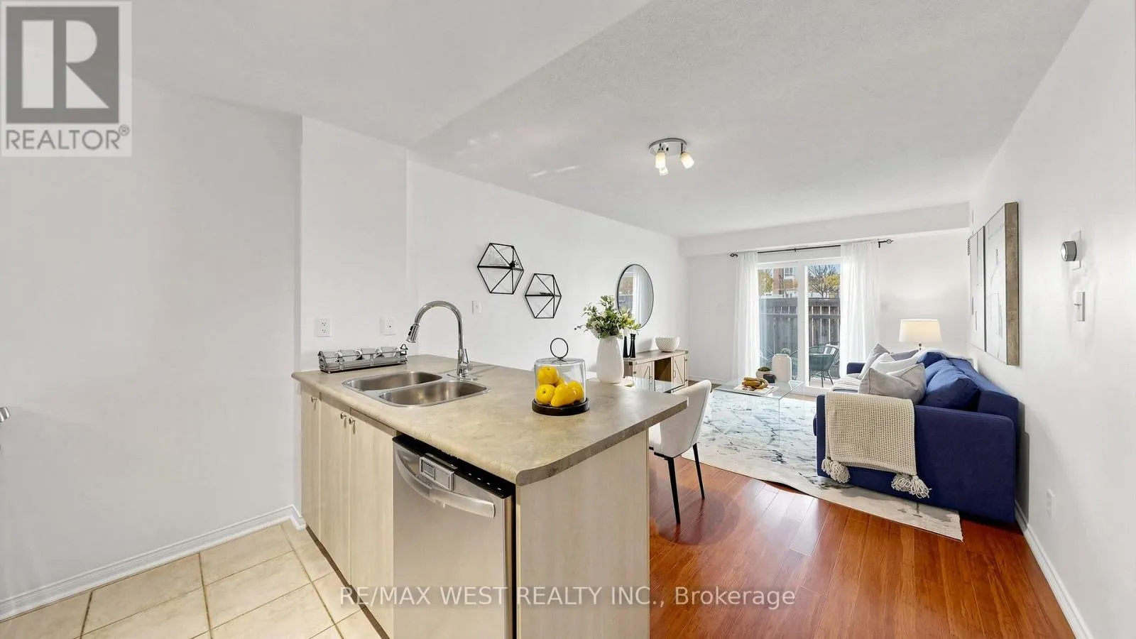 105 - 102 ASPEN SPRINGS DRIVE