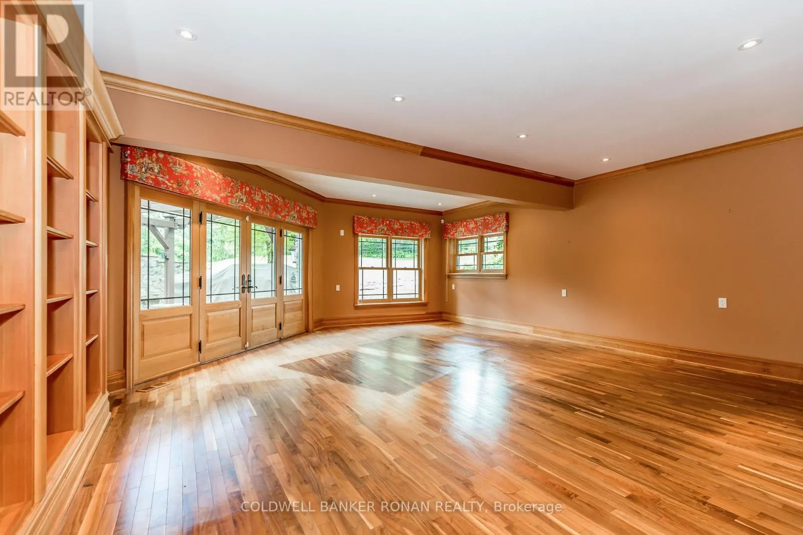 320 CHALK LAKE ROAD