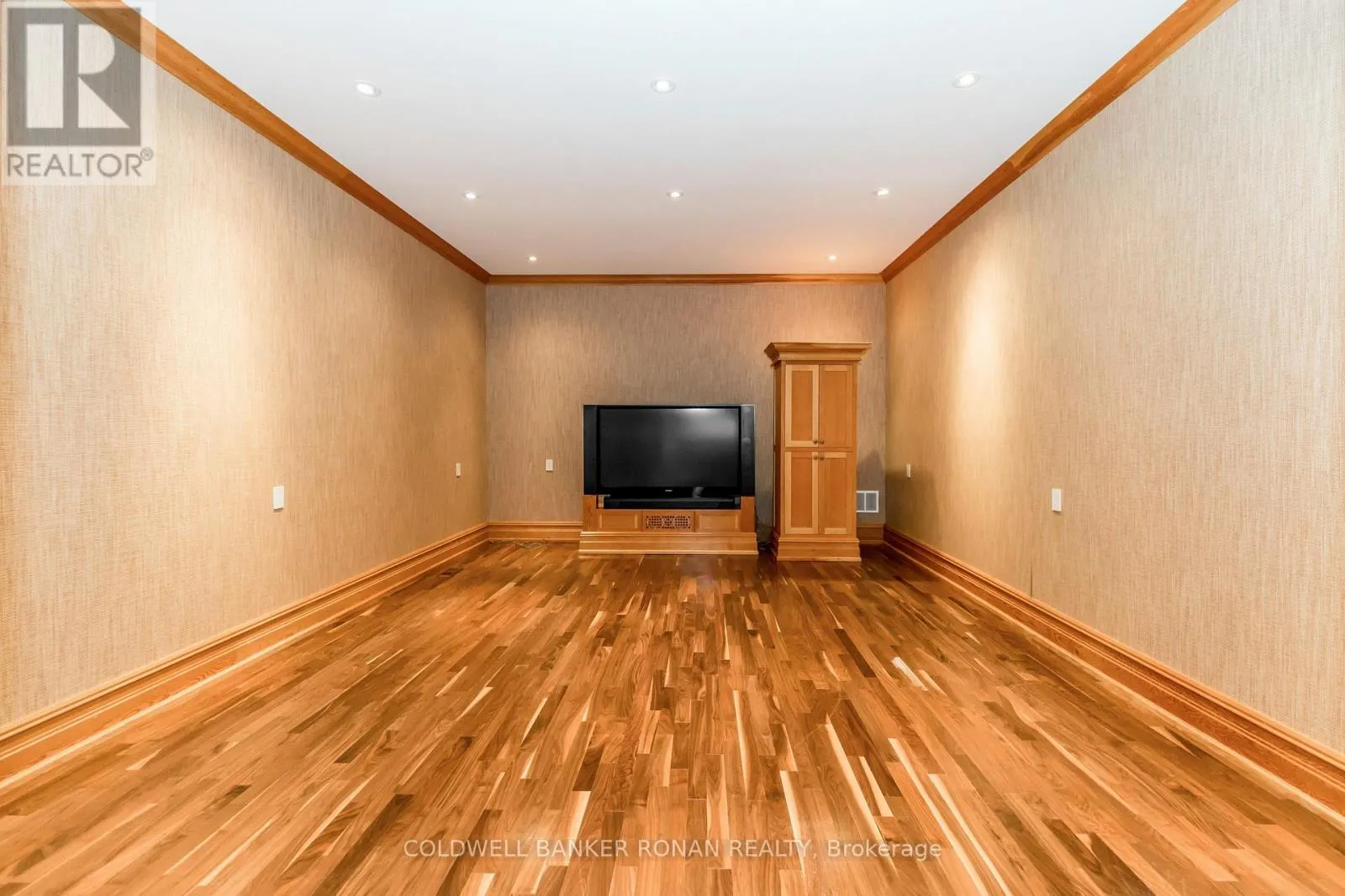 320 CHALK LAKE ROAD