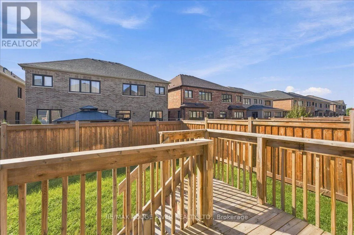 520 CORONATION ROAD
