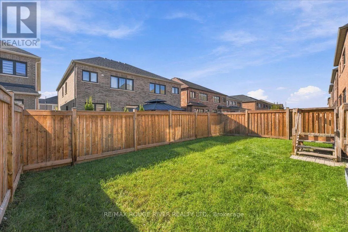 520 CORONATION ROAD