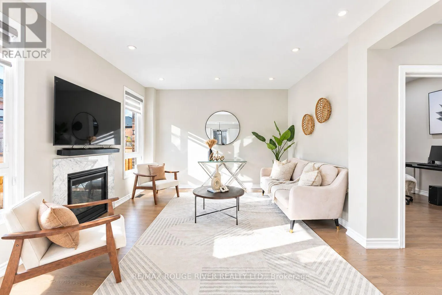 520 CORONATION ROAD