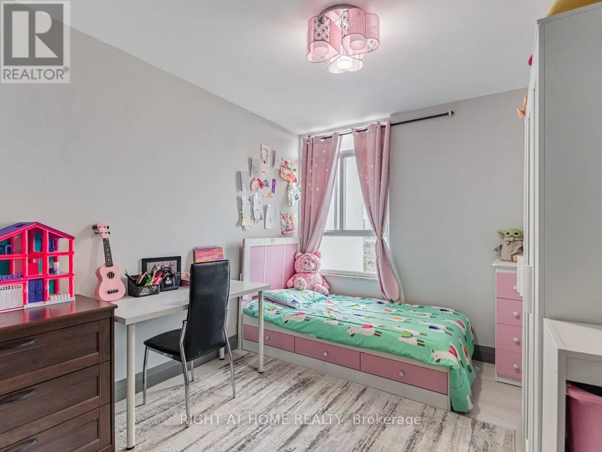 1206 - 2550 PHARMACY AVENUE