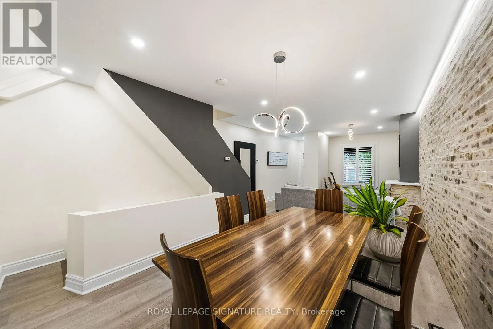 122 DUVERNET AVENUE