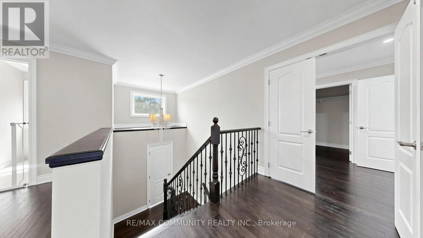118 HAREWOOD AVENUE