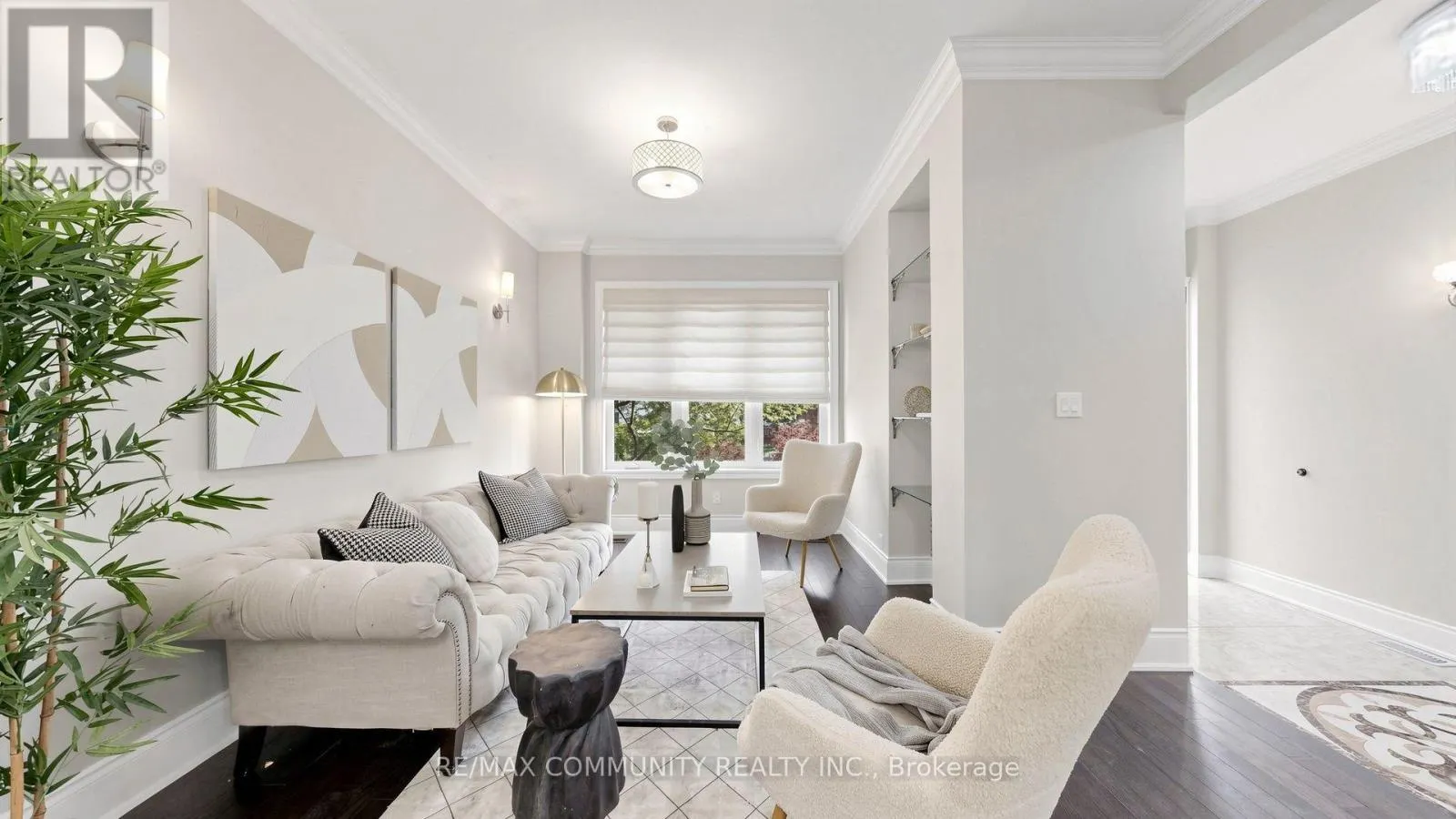 118 HAREWOOD AVENUE