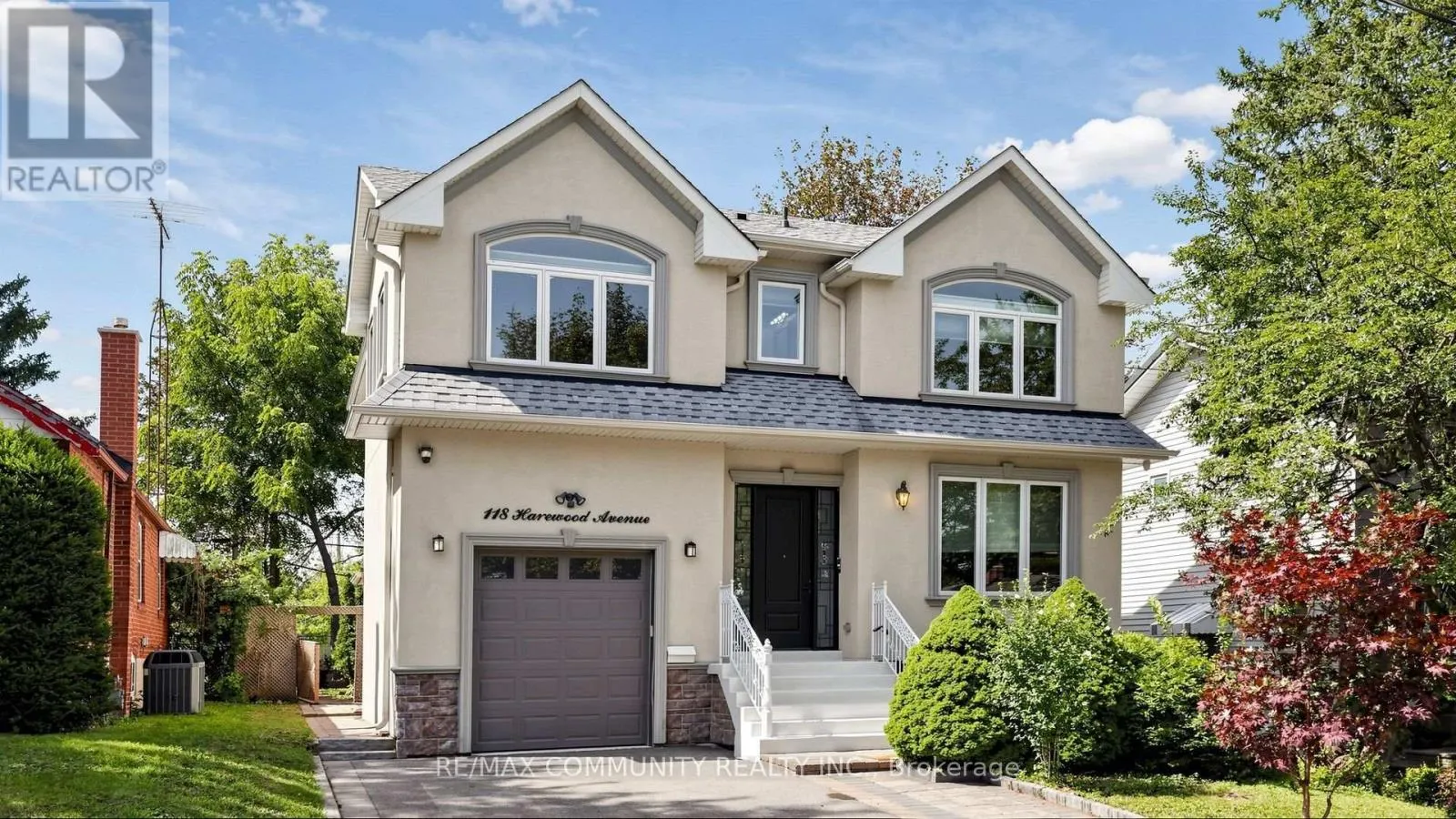 118 HAREWOOD AVENUE
