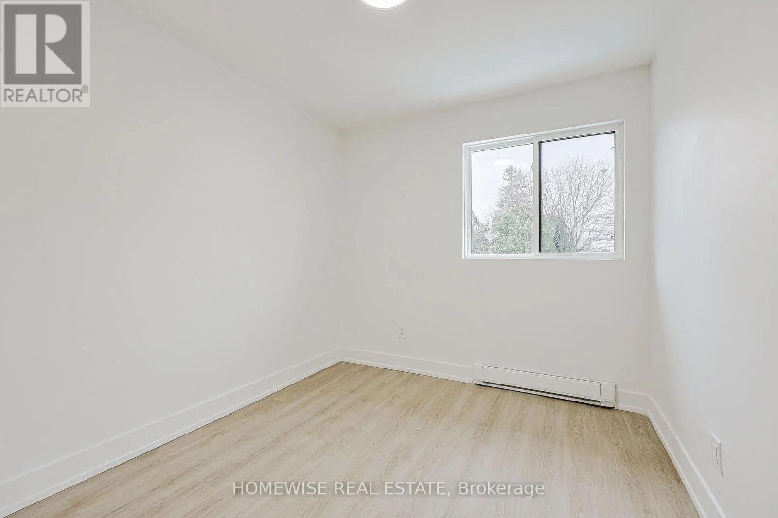 6B - 100 LIBERTY STREET N