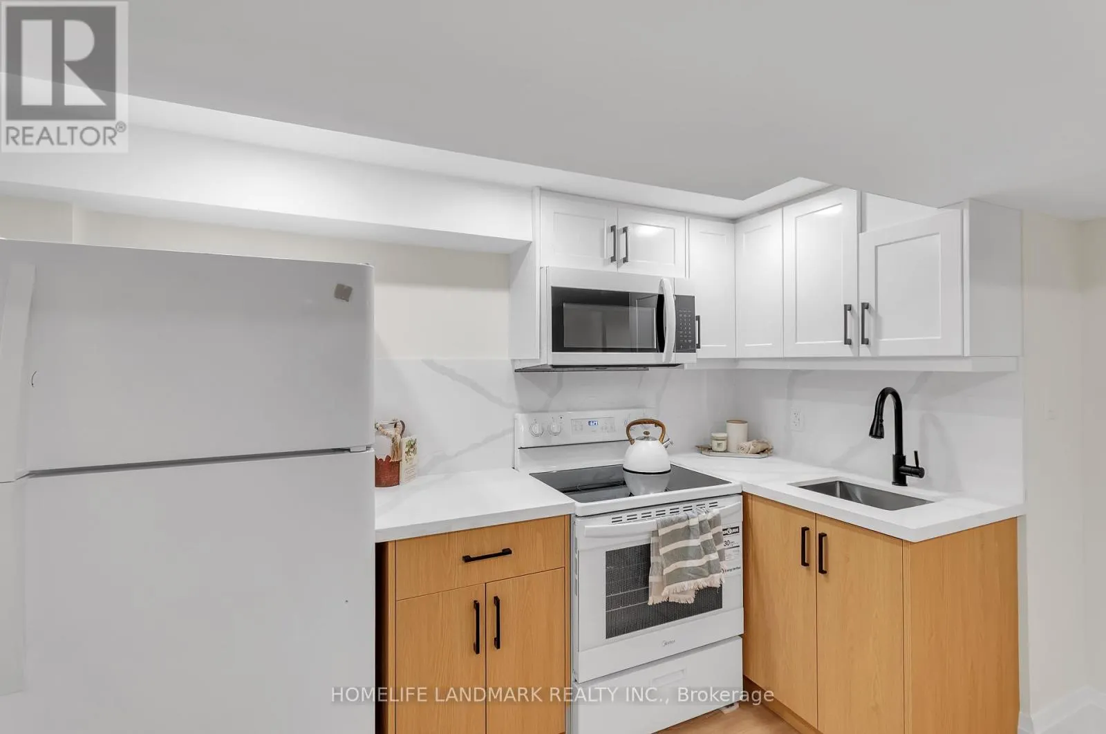 26 QUEENSDALE AVENUE