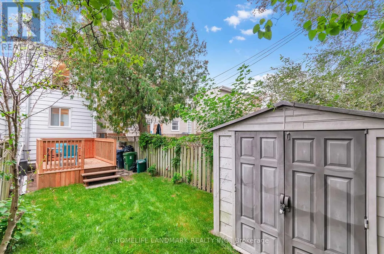26 QUEENSDALE AVENUE
