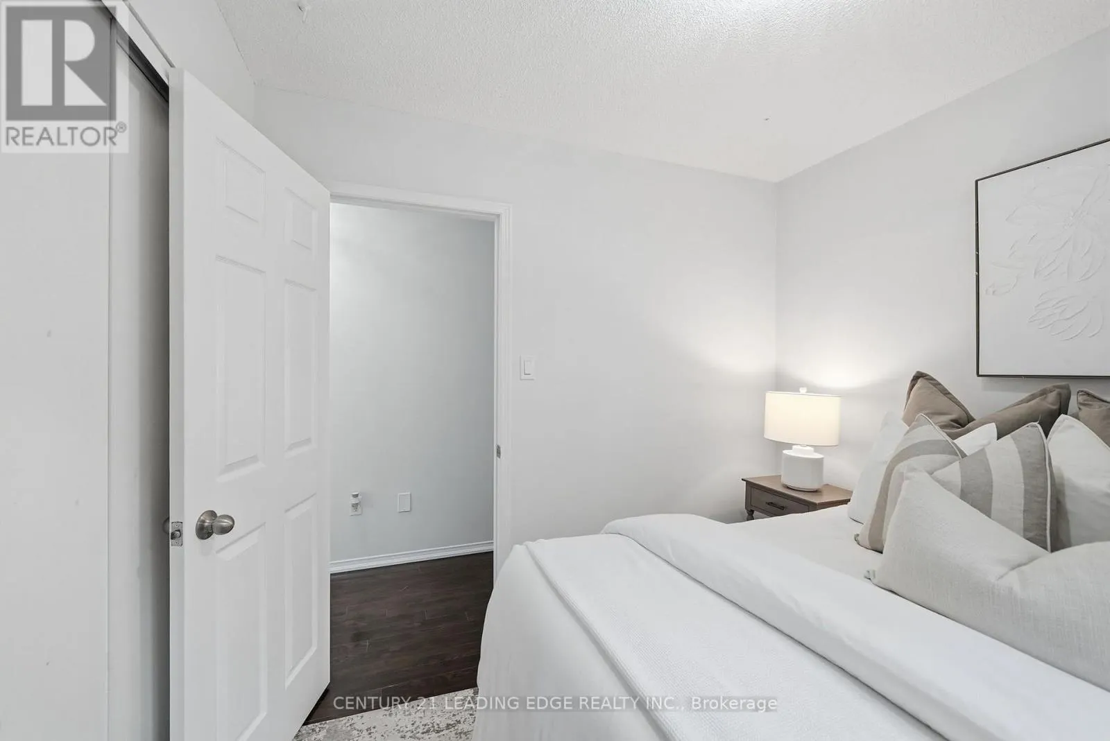 1732 SILVER MAPLE DRIVE