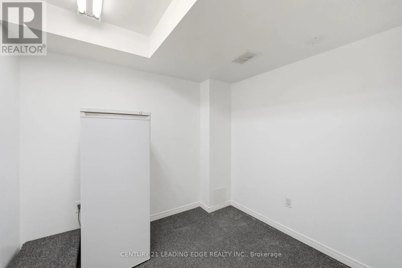 1732 SILVER MAPLE DRIVE