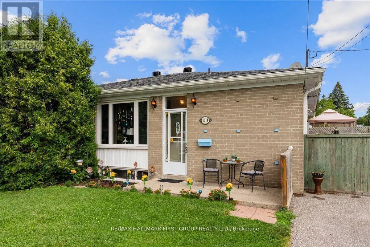 1014 DUNLOP STREET E