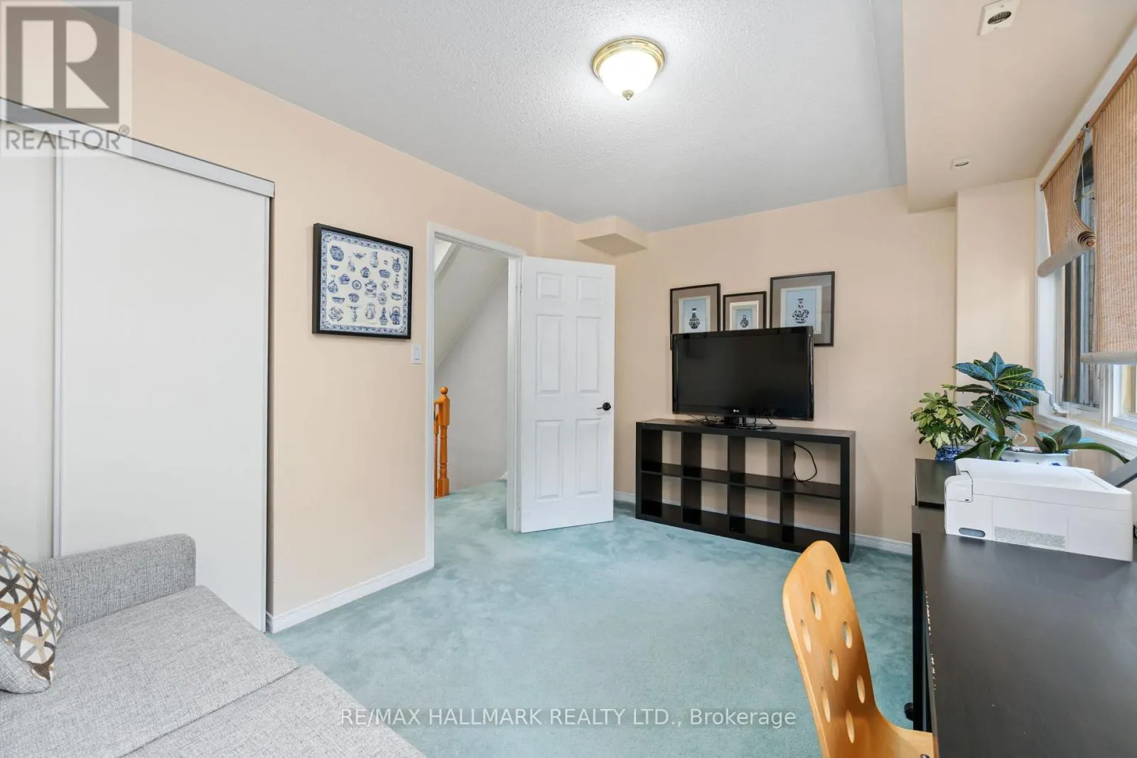 1505 - 28 ROSEBANK DRIVE