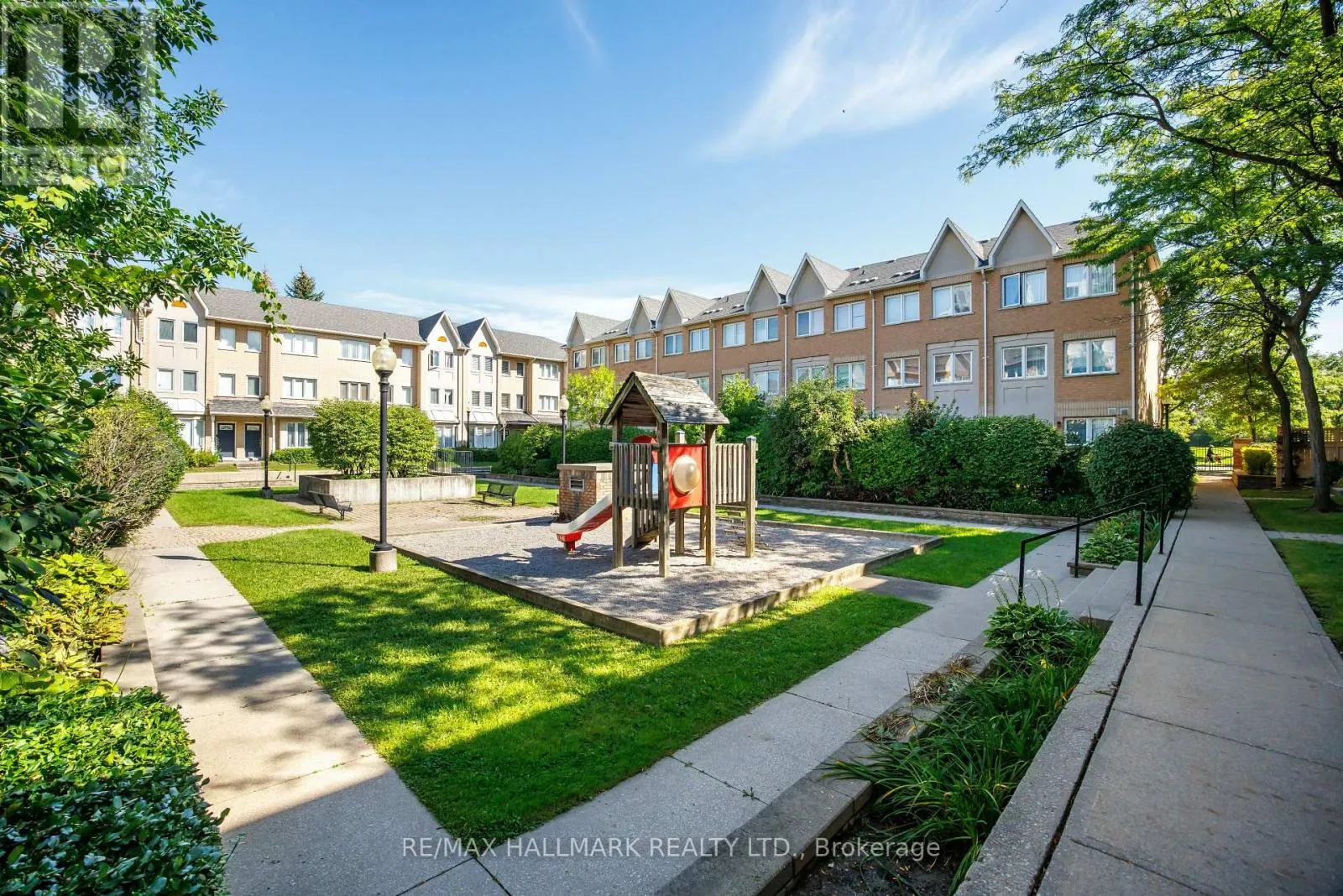1505 - 28 ROSEBANK DRIVE