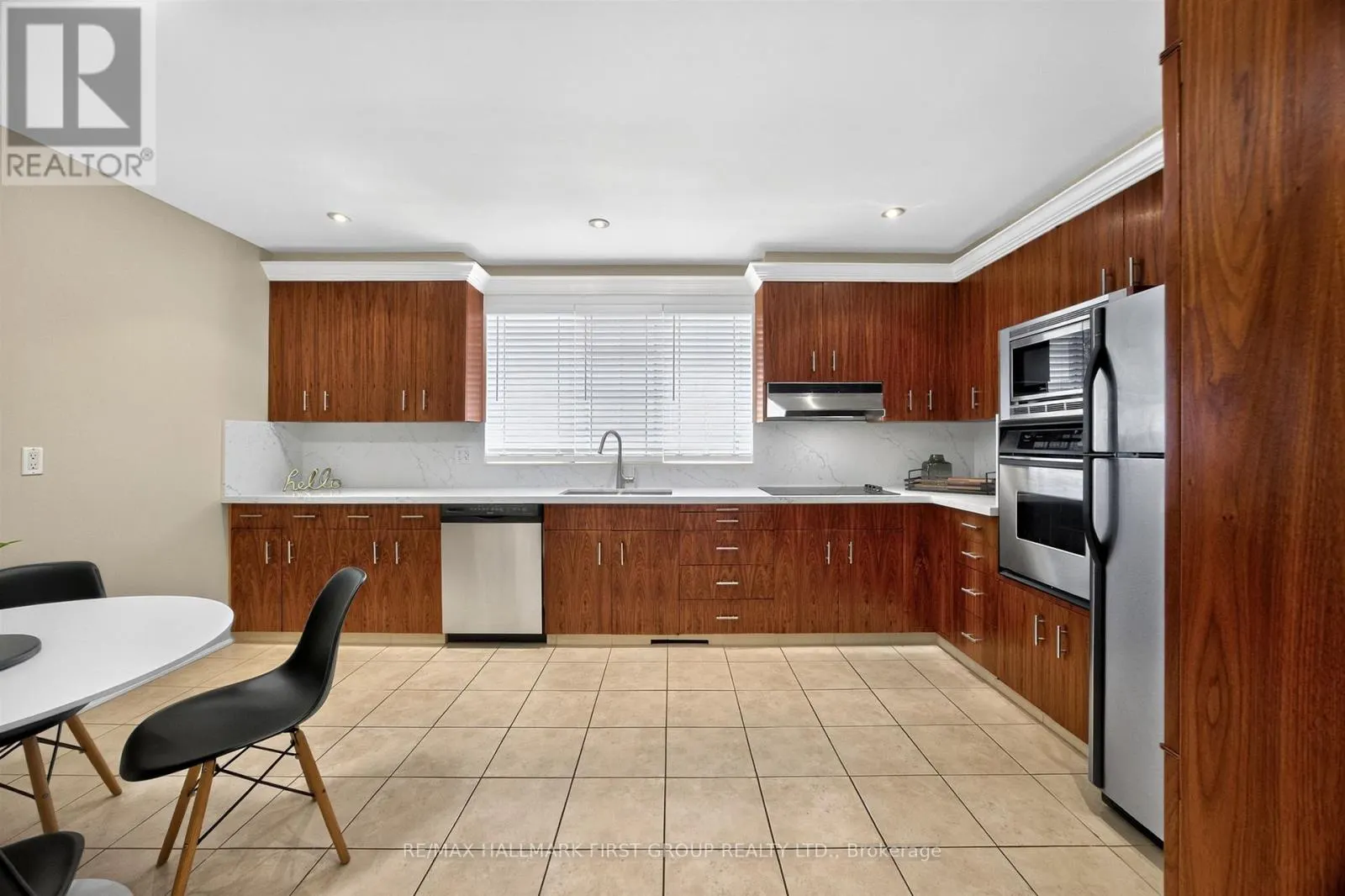 21 IVAN ROAD