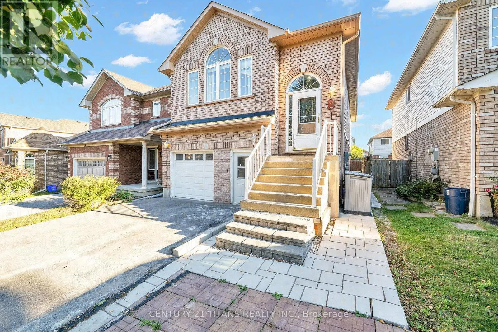 51 MARCHWOOD CRESCENT