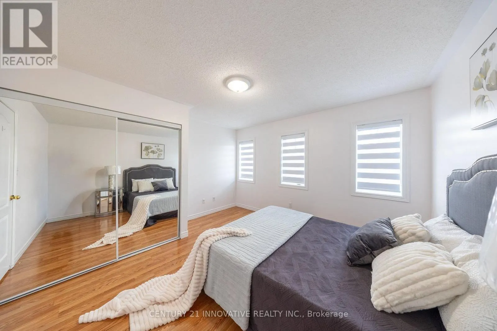 54 CARPENDALE CRESCENT