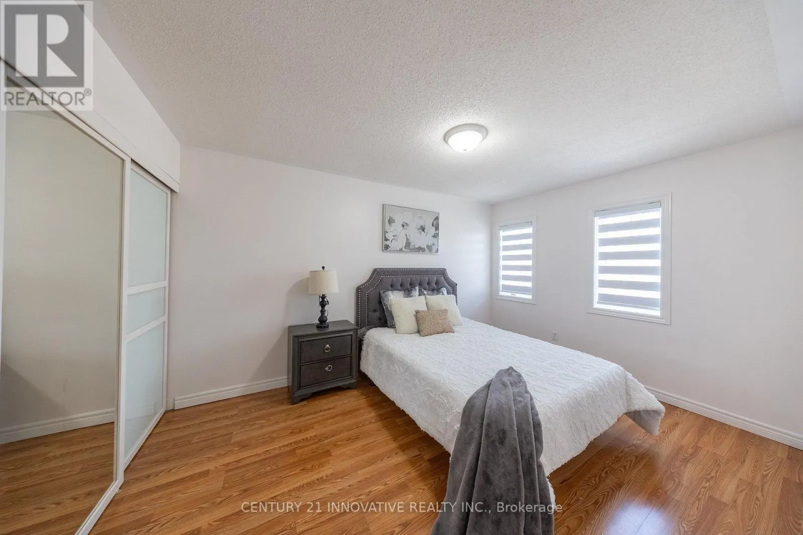 54 CARPENDALE CRESCENT