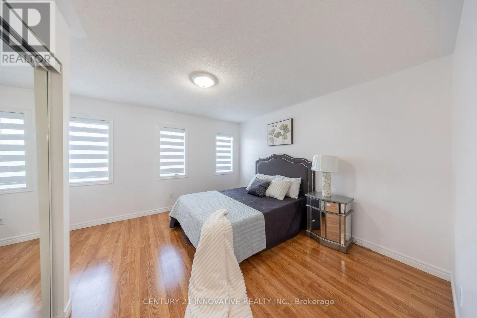 54 CARPENDALE CRESCENT