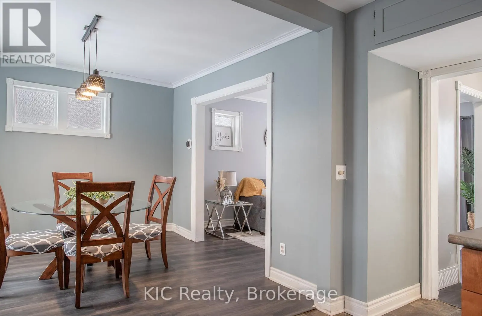 200 OSHAWA BOULEVARD N