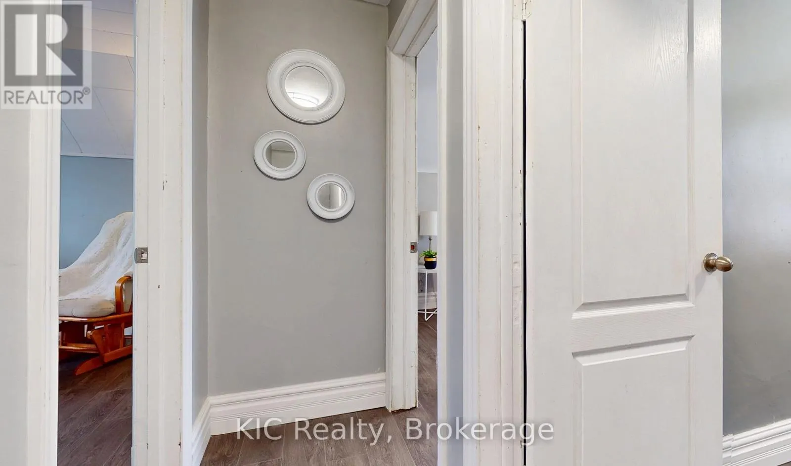 200 OSHAWA BOULEVARD N