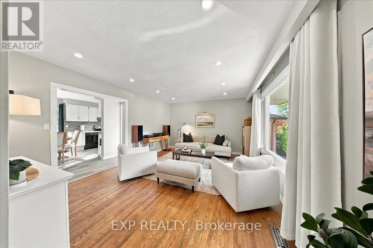 523 BRENTWOOD AVENUE