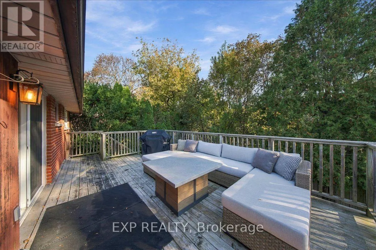 523 BRENTWOOD AVENUE